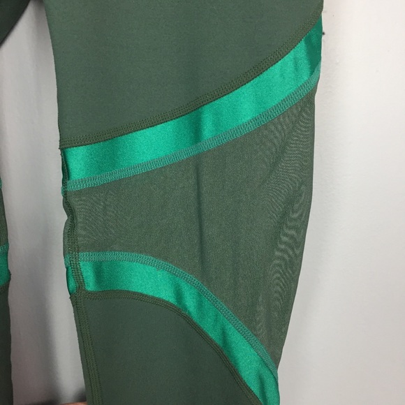 Fabletics High-Waisted PowerHold Shine Leggings - Picture 6 of 16